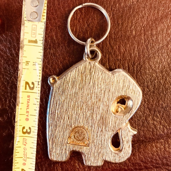 Vintage Elephant Keychain - Picture 2 of 5
